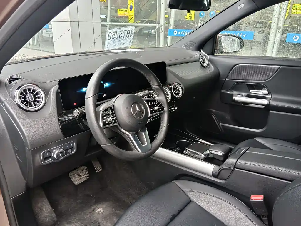 Mercedes-Benz GLA 2023 — фото 12