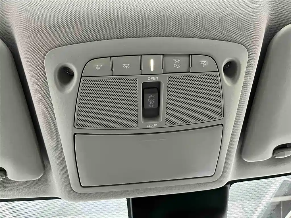 Nissan X-Trail 2025 — фото 8