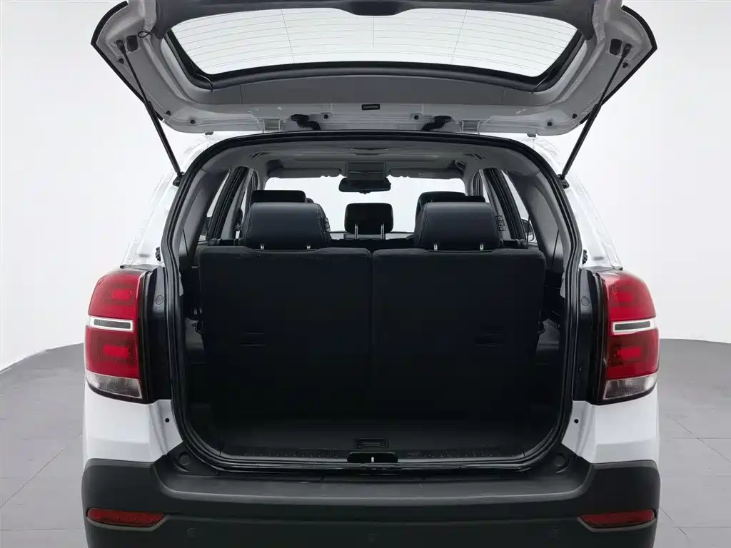 Chevrolet Captiva 2015 — фото 16