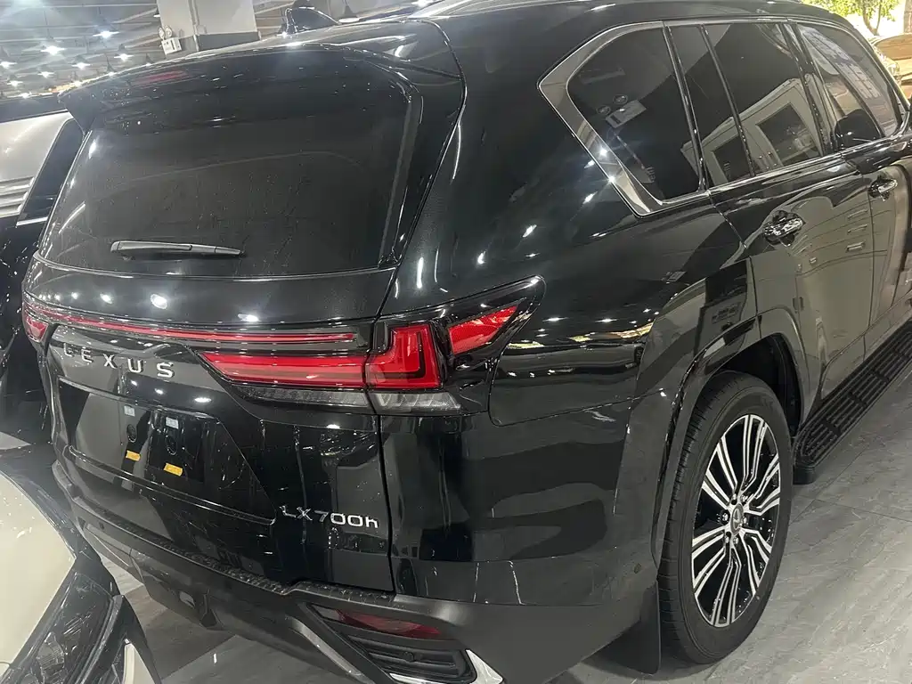 Lexus LX 2026 — фото 15