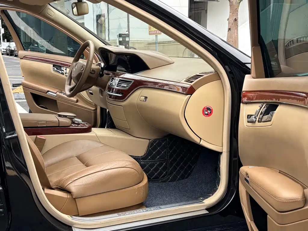 Mercedes-Benz S-Class 2008 — фото 13