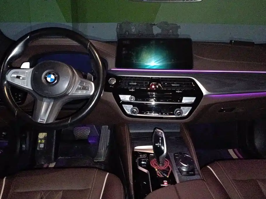BMW 5 Series 2023 — фото 12