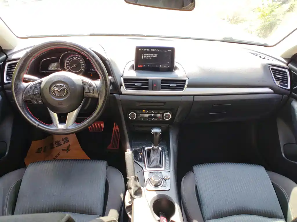 Mazda 3 Angkesela 2015