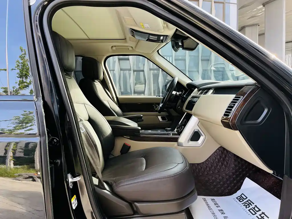 Land Rover Range Rover 2022 — фото 11