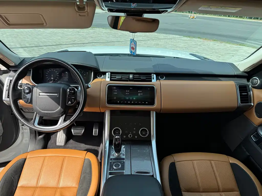 Land Rover Sport 2020 — фото 10