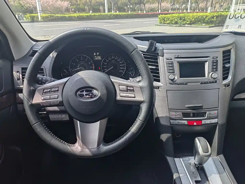 Subaru Outback 2013 — фото 9