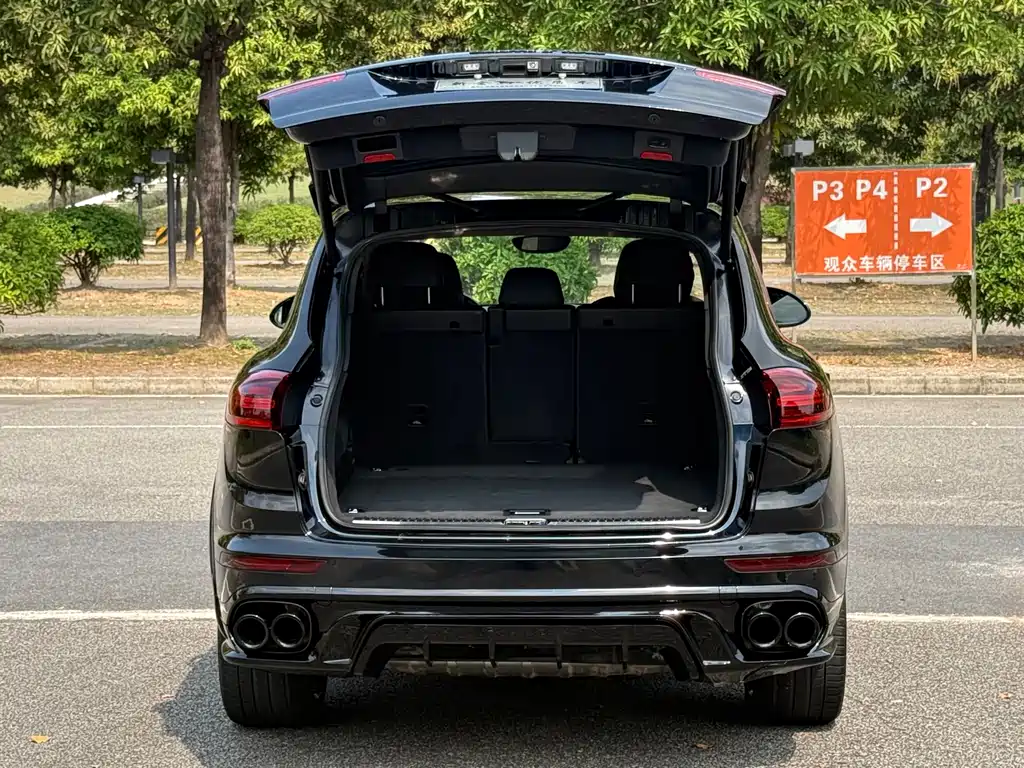 Porsche Cayenne 2015 — фото 13