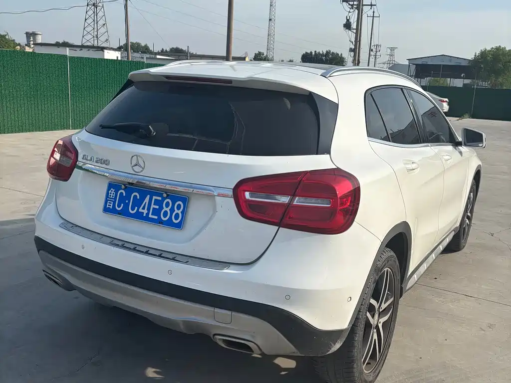 Mercedes-Benz GLA 2016 — фото 9