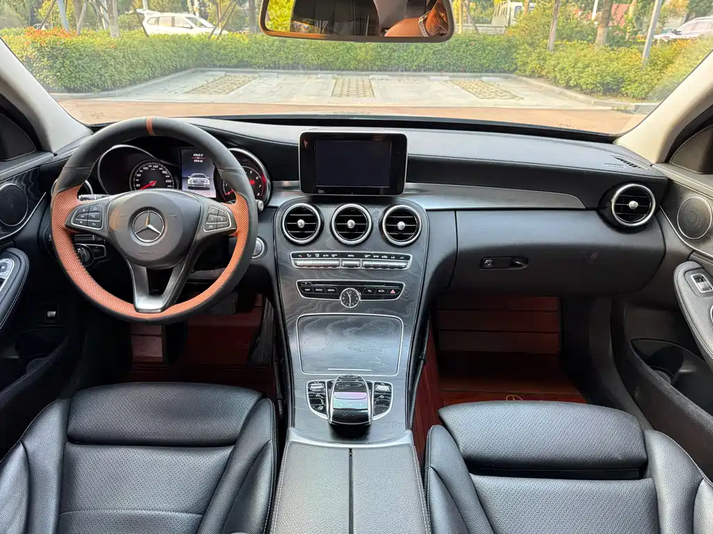 Mercedes-Benz C-Class 2018