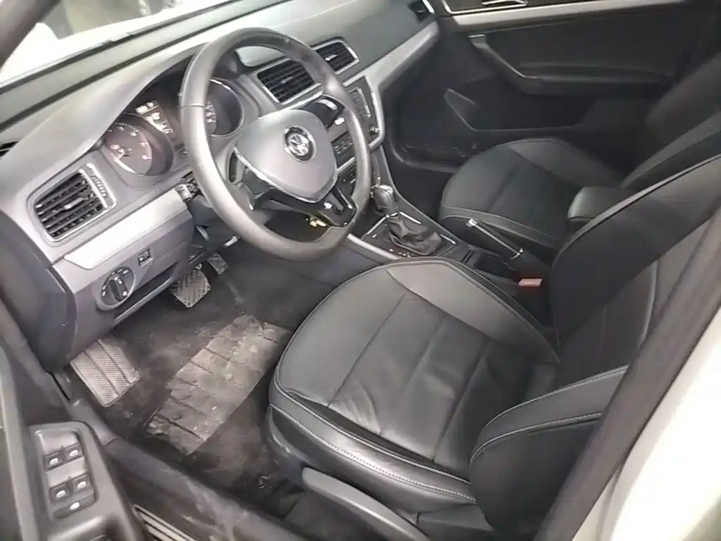 Volkswagen Gran Lavida 2017 — фото 15