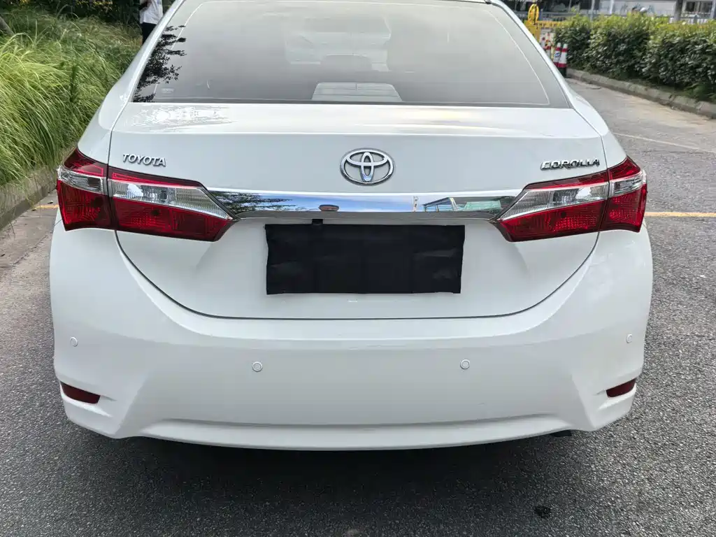 Toyota Corolla 2016 — фото 10