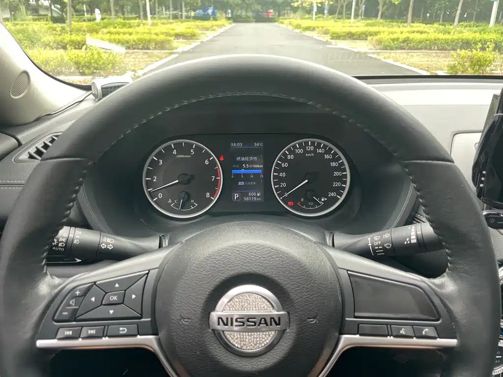 Nissan Sylphy 2022 — фото 16