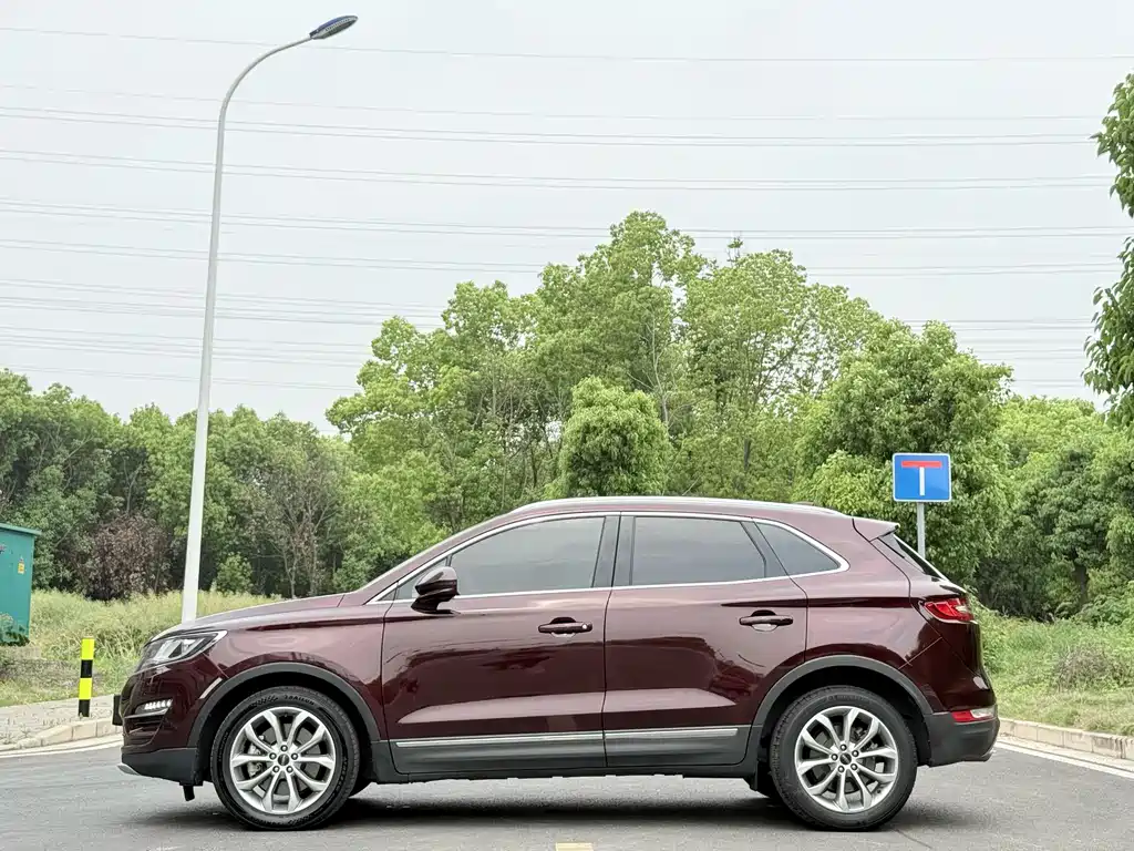 Lincoln MKC 2018 — фото 4