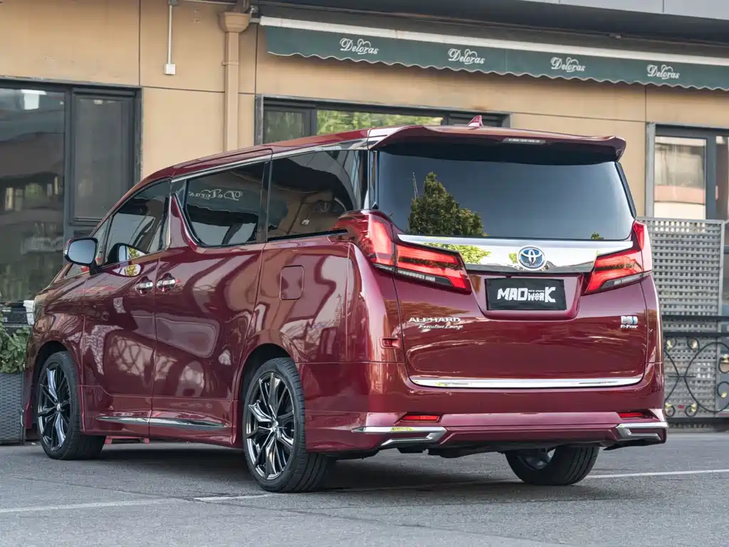 Toyota Alphard 2021 — фото 9