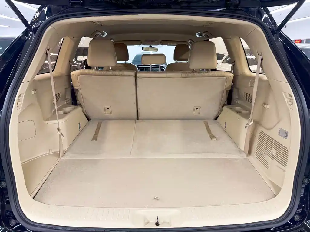 Toyota Highlander 2016 — фото 23