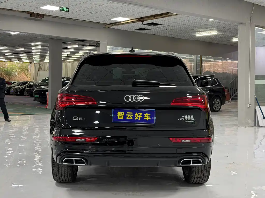 Audi Q5L 2024 — фото 8
