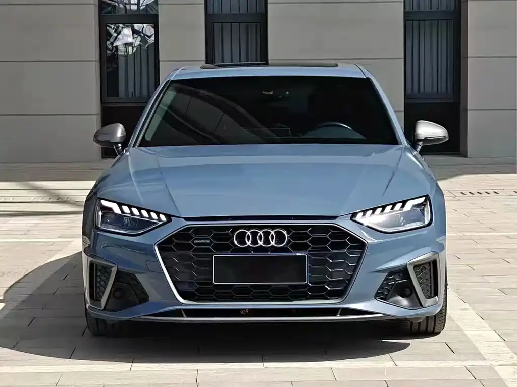 Audi A4L 2022 — фото 2