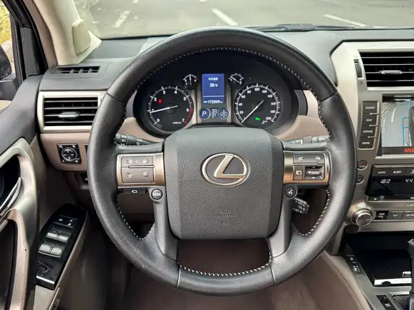 Lexus GX 2015