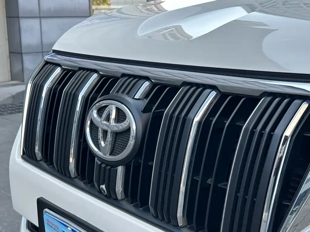 Toyota Prado 2018 — фото 17