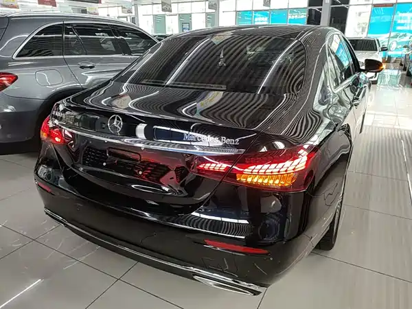 Mercedes-Benz E-Class 2023