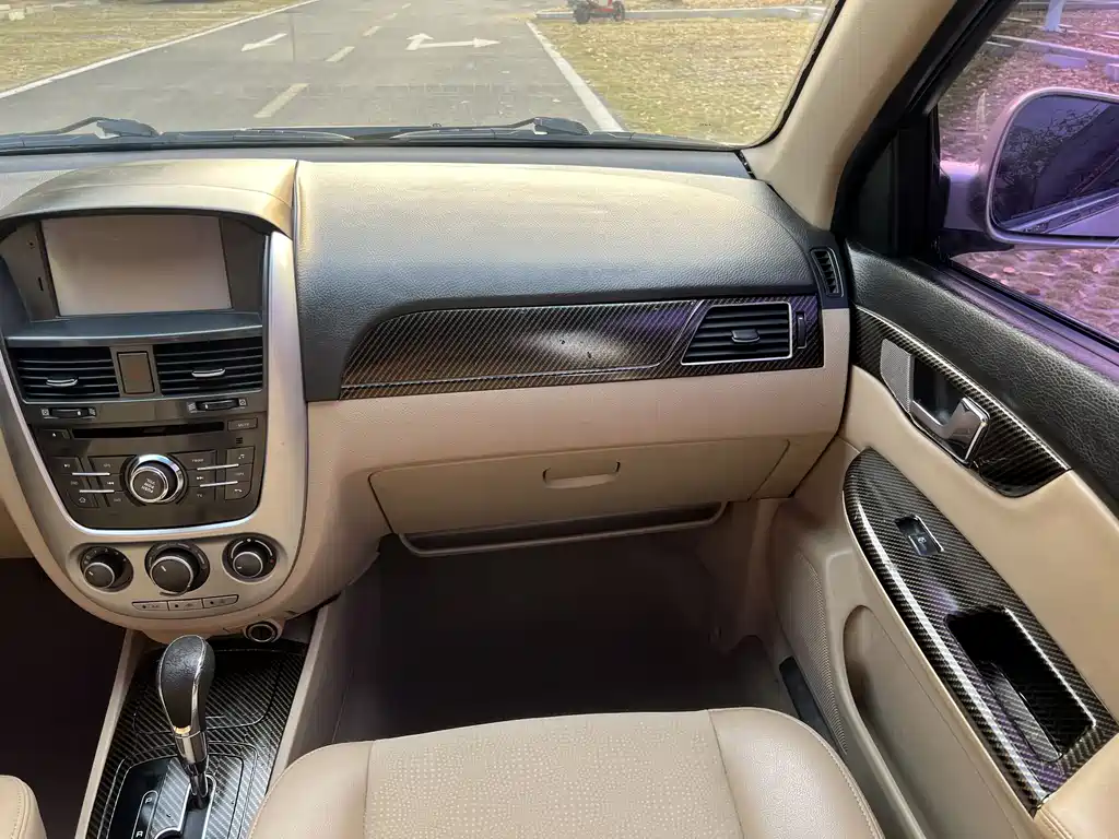 Buick Excelle 2015 — фото 21