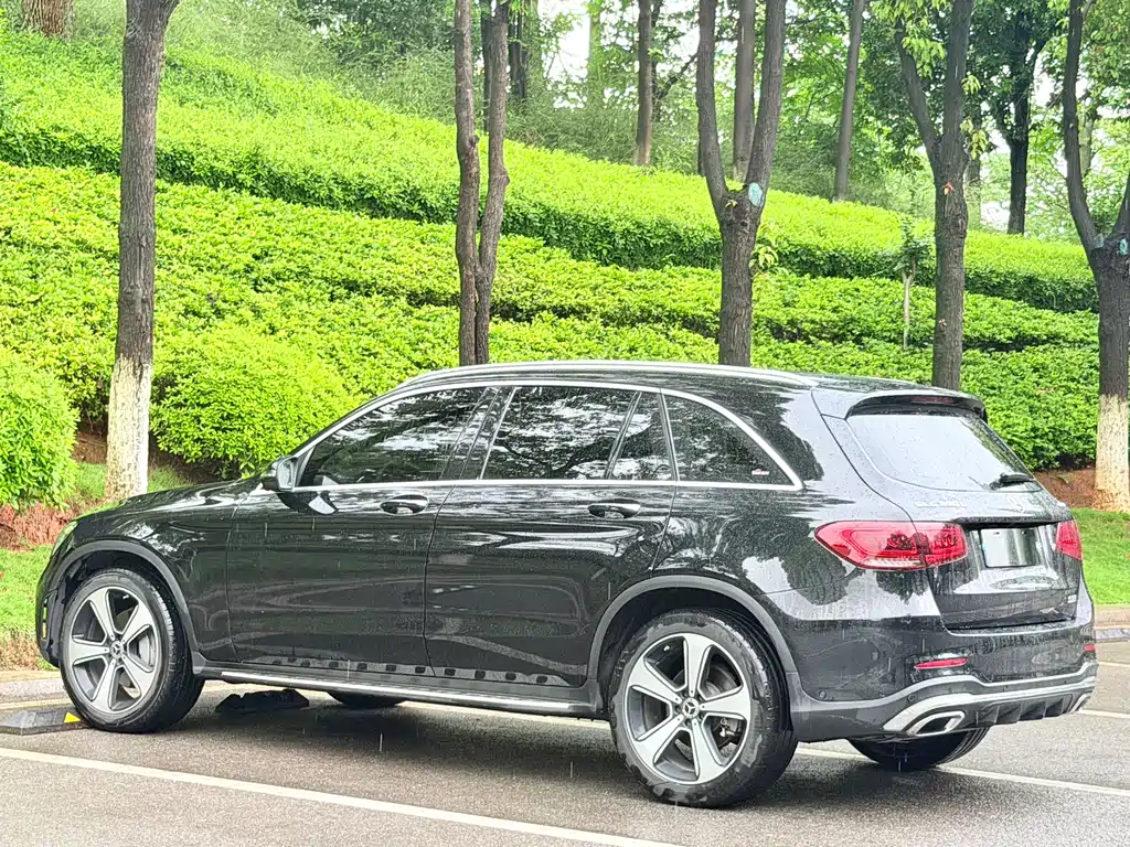 Mercedes-Benz GLC 2021 — фото 16