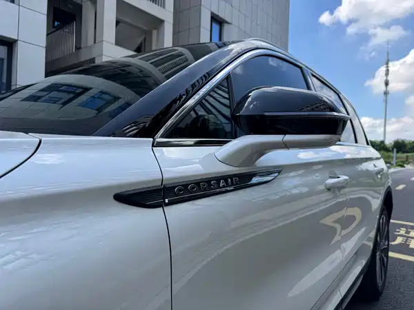 Lincoln Corsair 2021