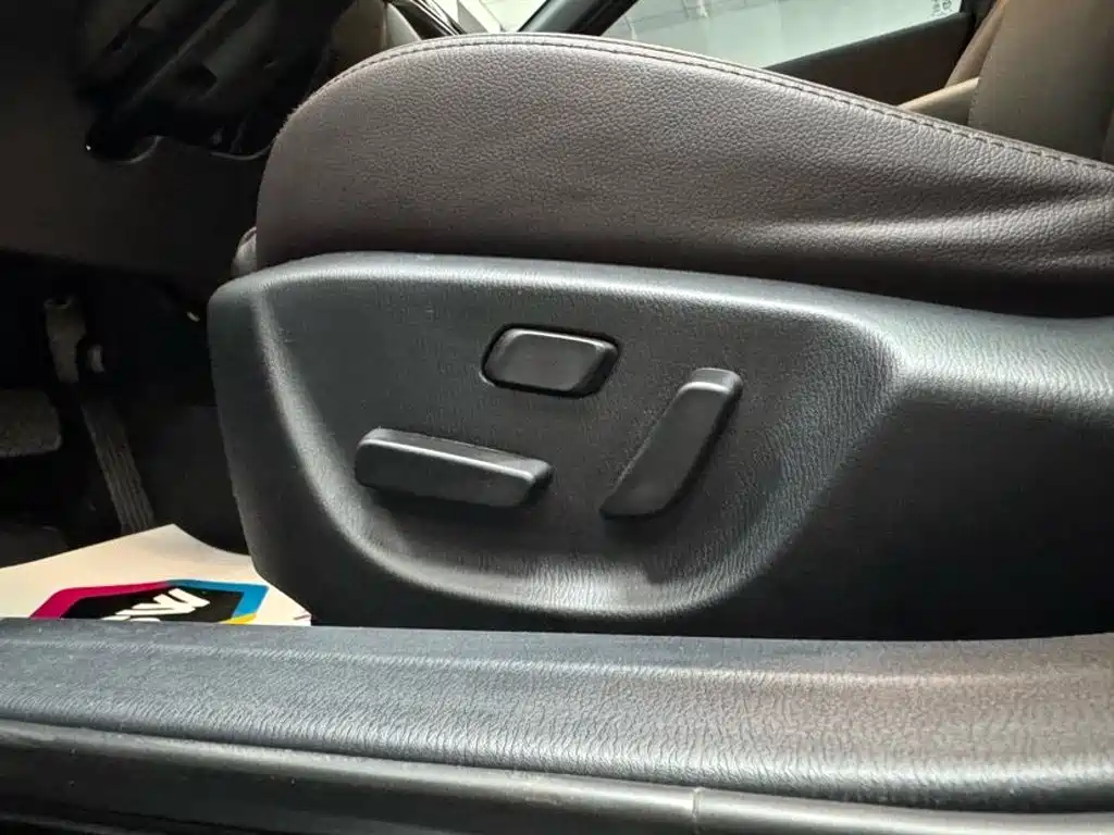 Mazda CX-4 2023 — фото 16