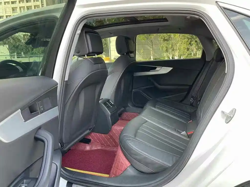 Audi A4L 2020