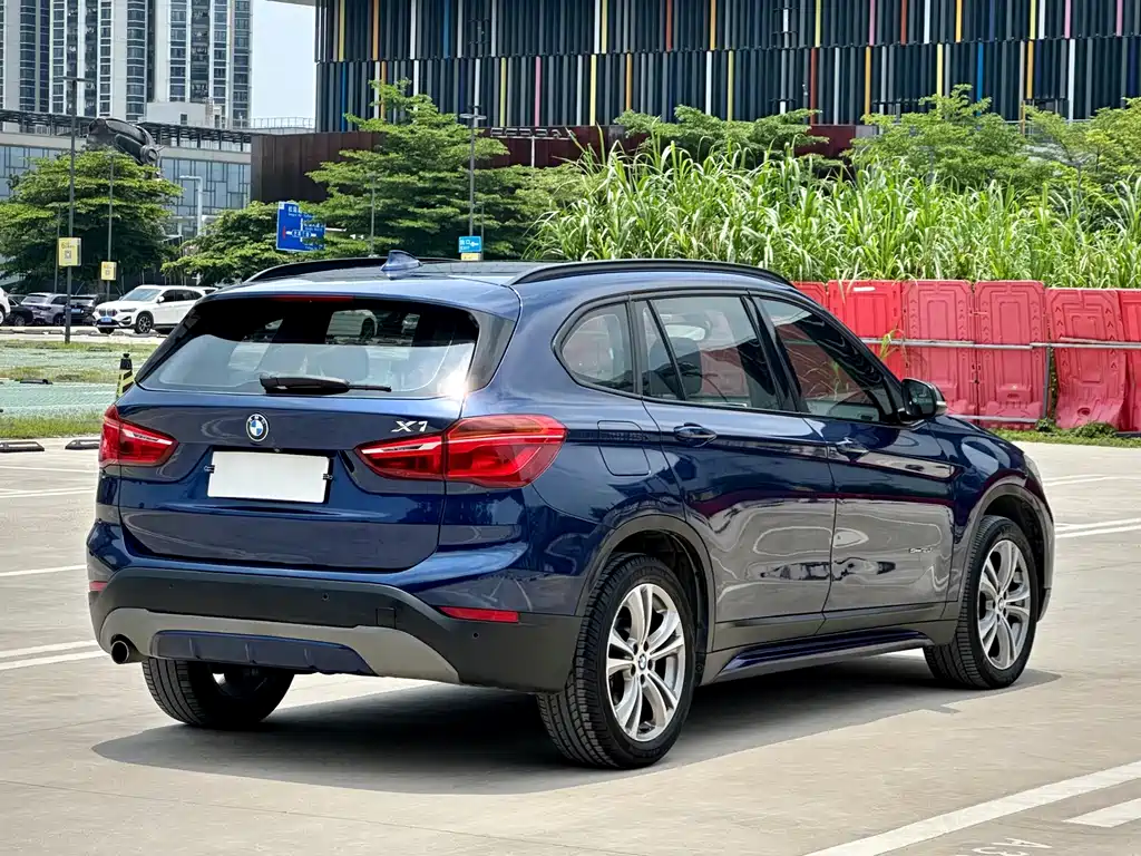 BMW X1 2018 — фото 4