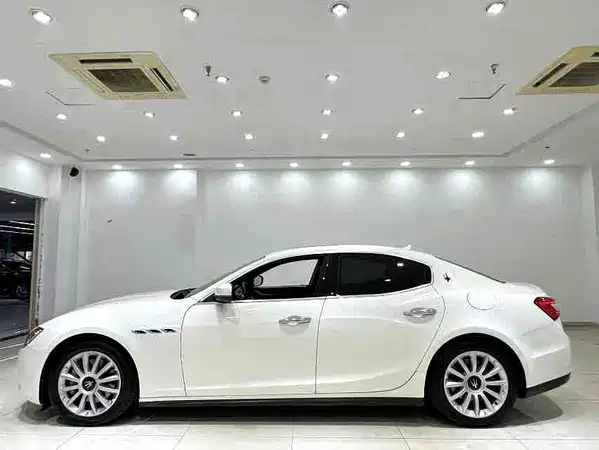 Maserati Ghibli 2016