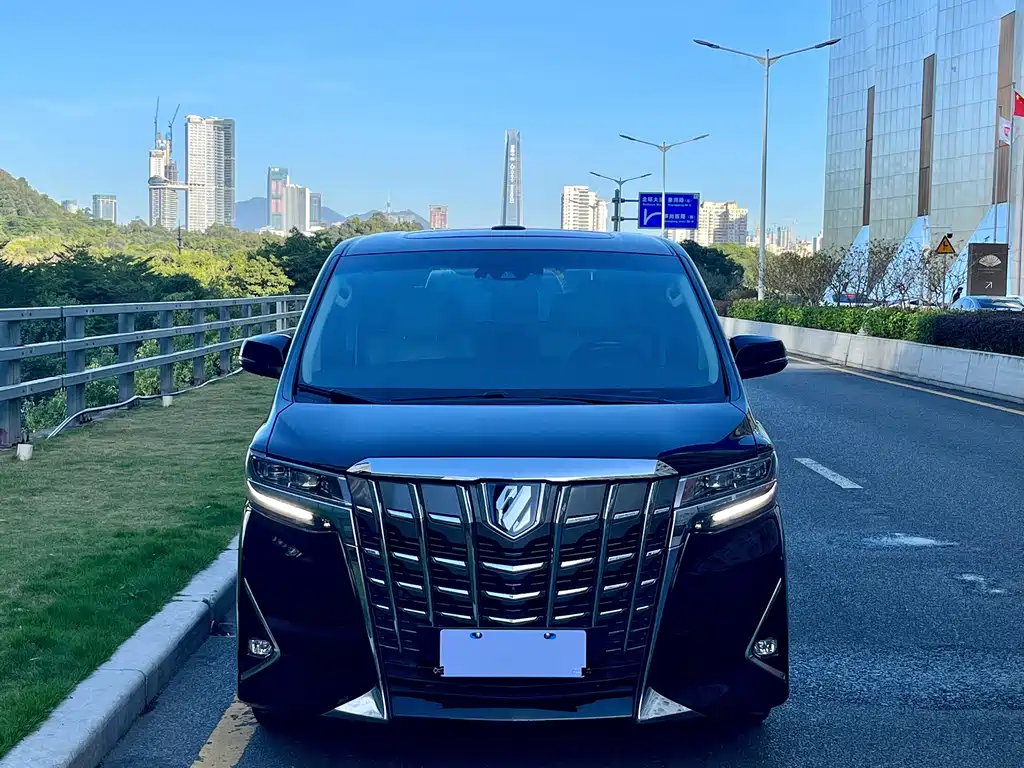 Toyota Alphard 2020 — фото 2