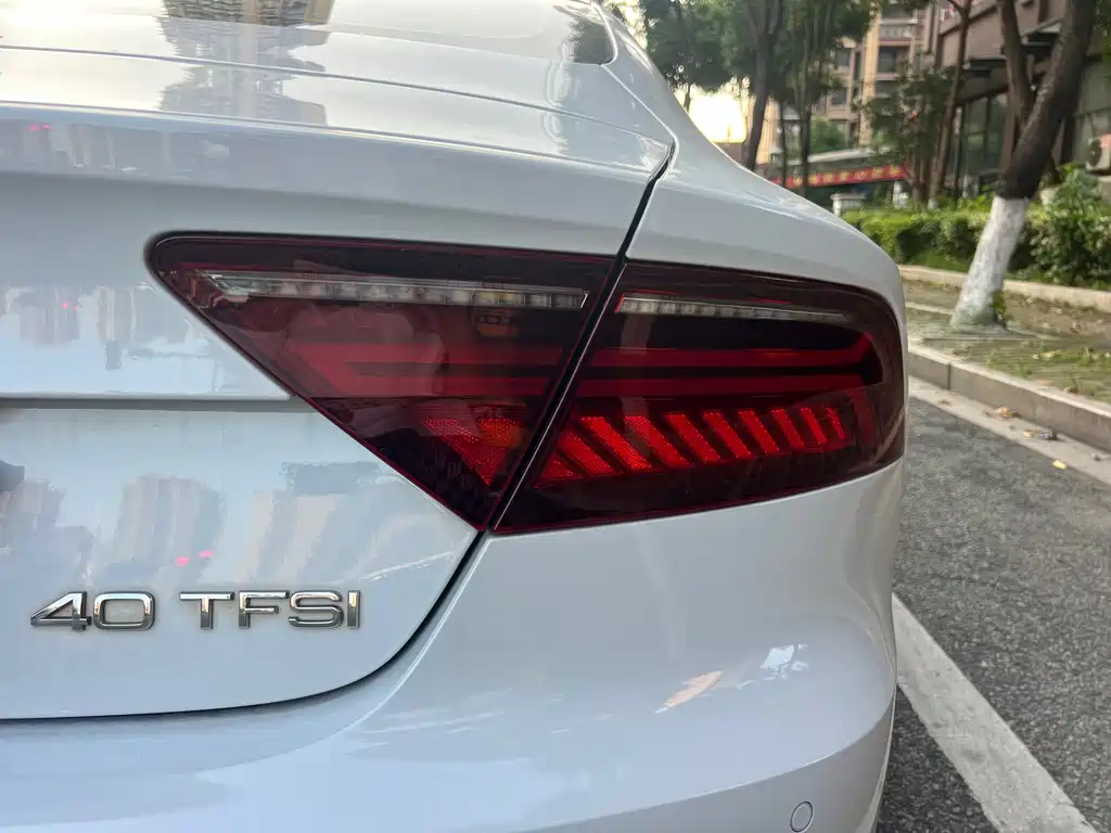 Audi A7 2017 — фото 12