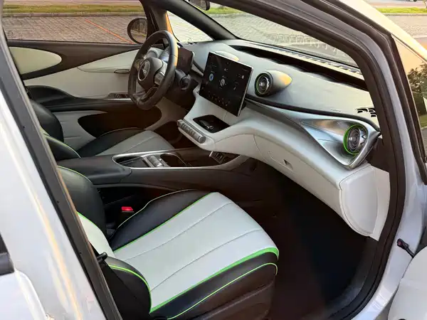 BYD Dolphin 2022