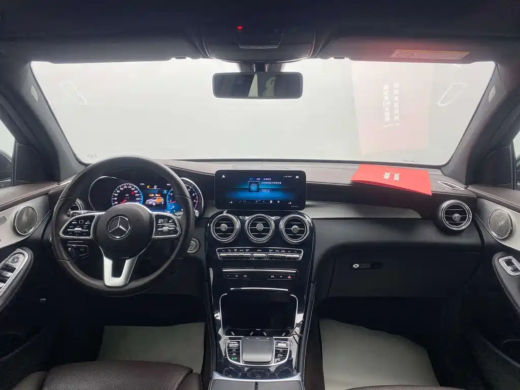 Mercedes-Benz GLC 2021 — фото 20