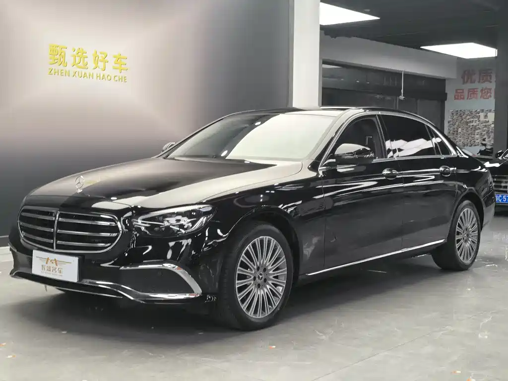 Mercedes-Benz E-Class 2023 — фото 1