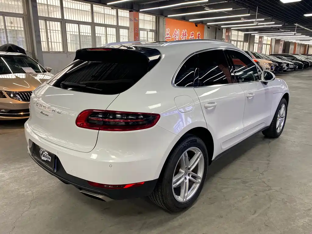 Porsche Macan 2018 — фото 5