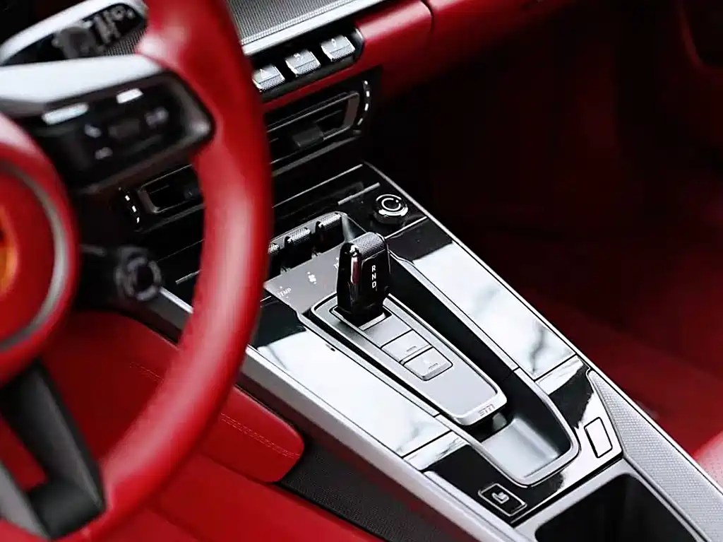 Porsche 911 2020 — фото 15