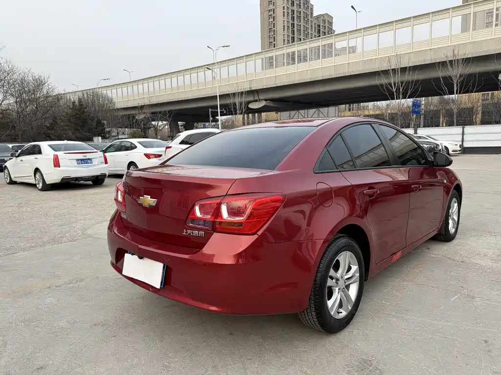 Chevrolet Cruze 2016 — фото 10