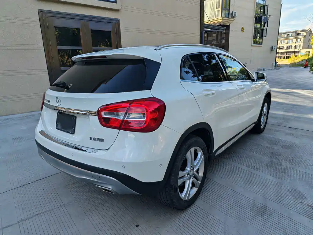 Mercedes-Benz GLA 2015 — фото 13