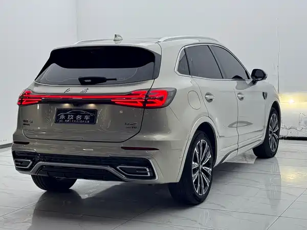 Hongqi HS5 2023