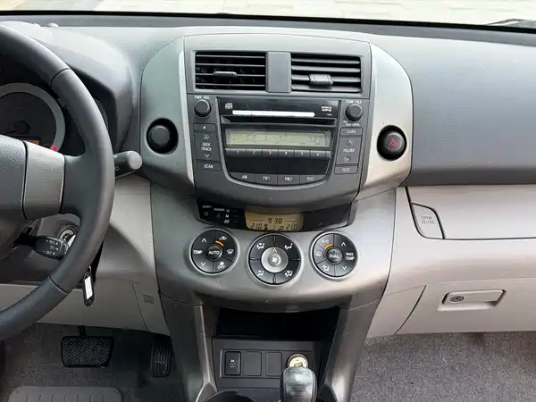 Toyota RAV4 2009