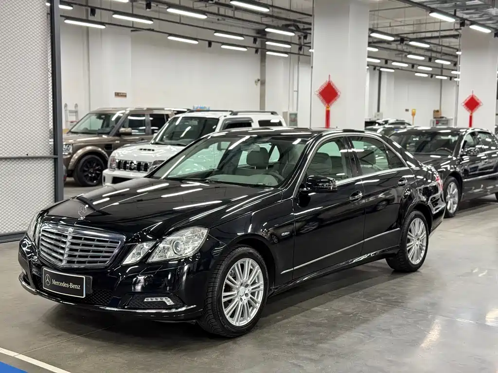 Mercedes-Benz E-Class 2010