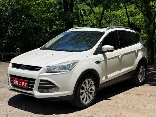 Ford Kuga 2015