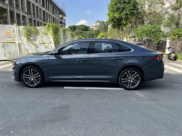 Geely Xingrui 2022