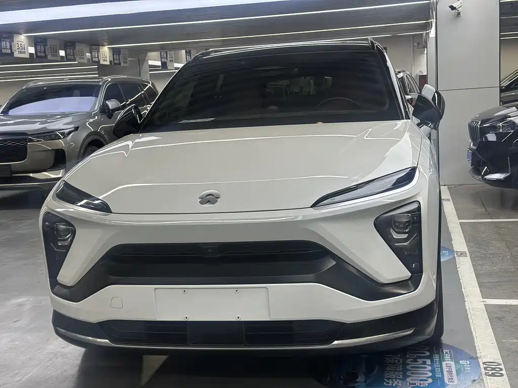 NIO ES6 2020
