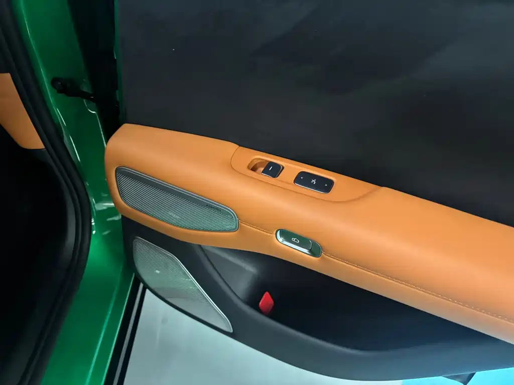 Xiaomi YU7 2025 — фото 12