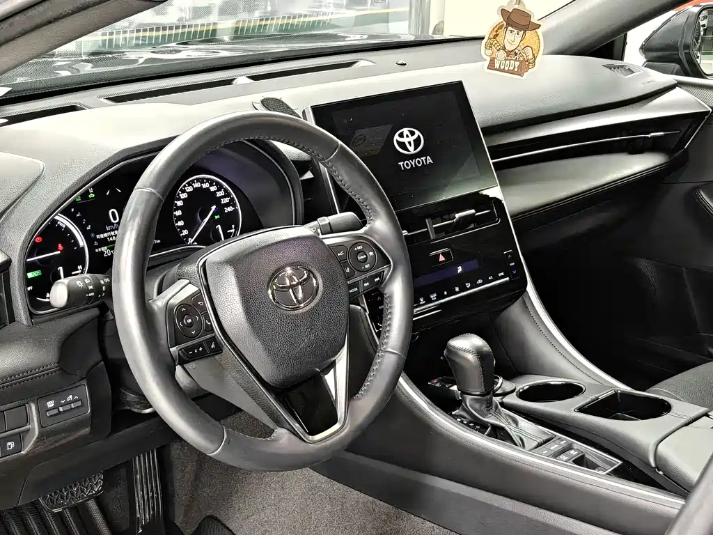 Toyota Avalon 2023 — фото 8
