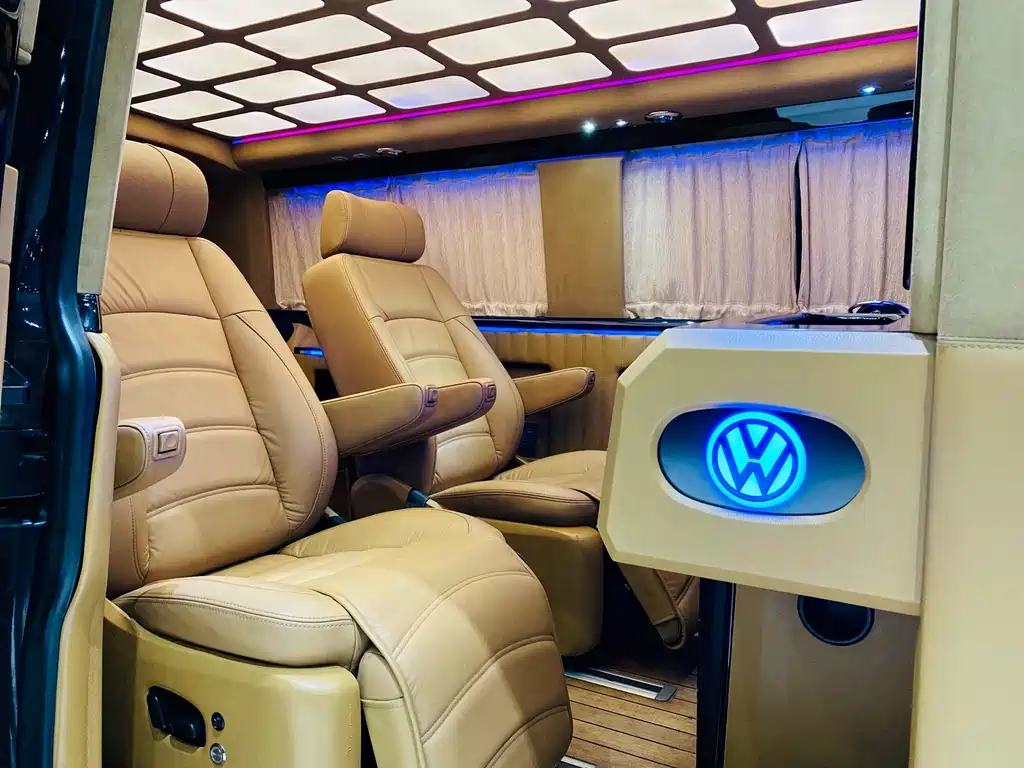 Volkswagen Caravelle 2016 — фото 9