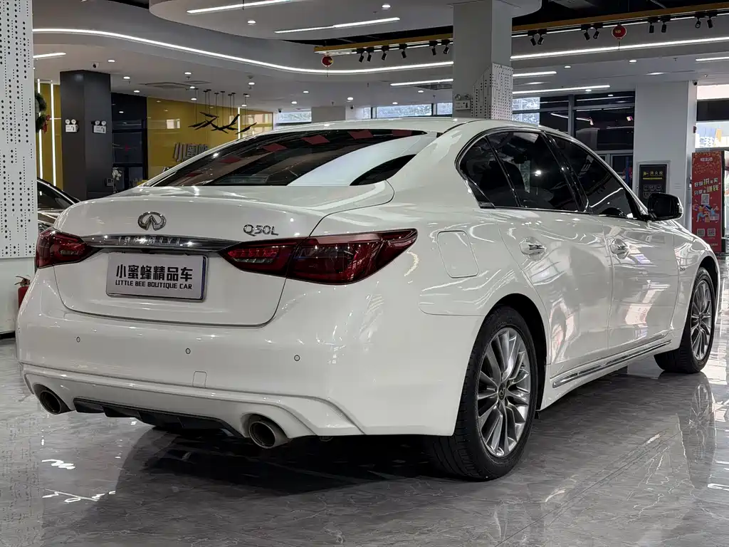 Infiniti Q50L 2021 — фото 16